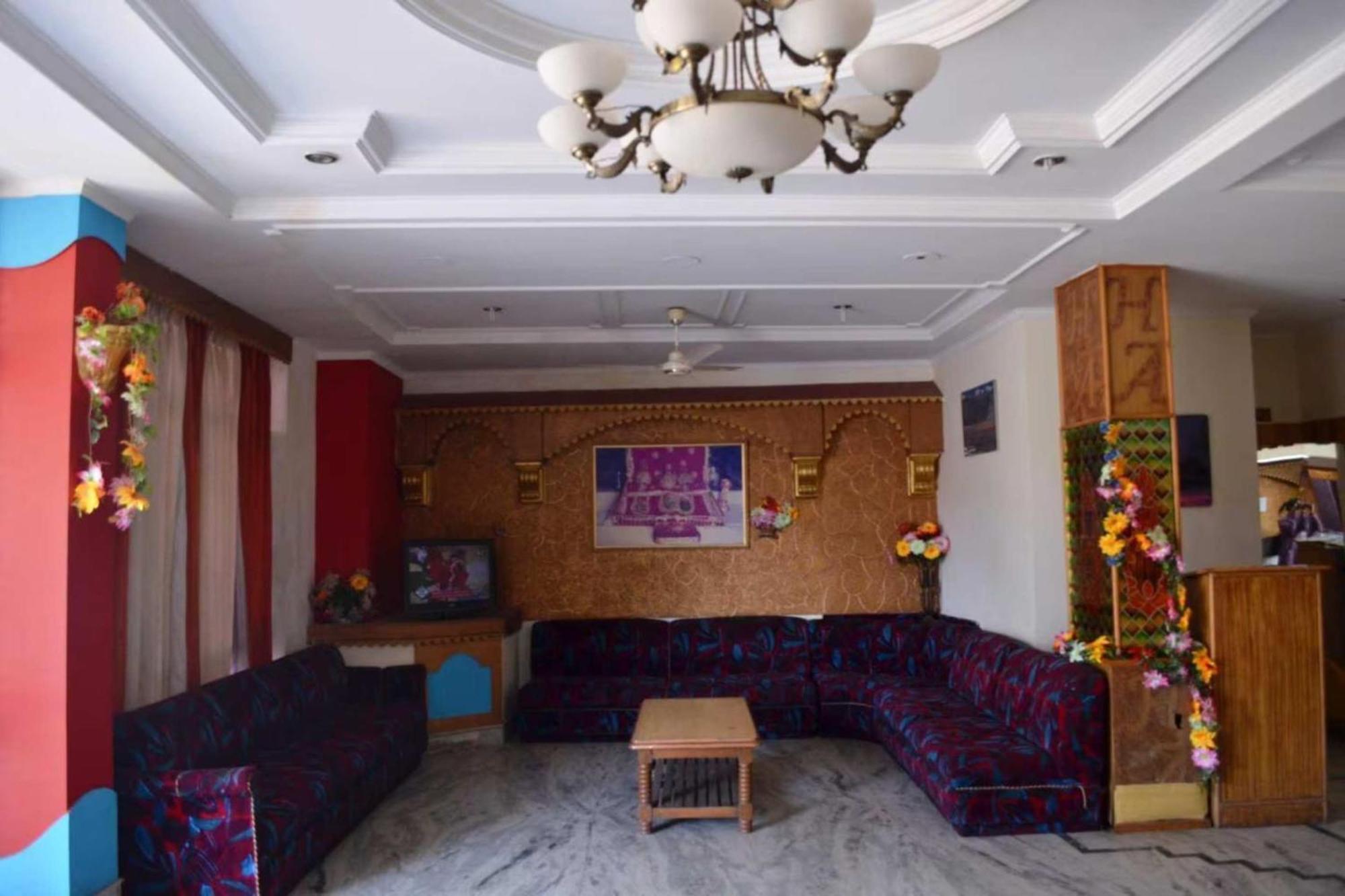 Goroomgo Hotel The Sojourn, Adharshila & Gulmohar Cottages Dharamsala Ngoại thất bức ảnh